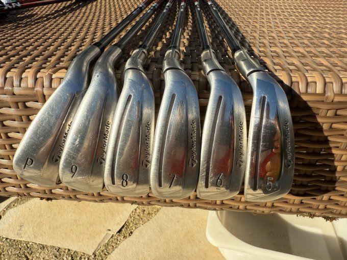Série Taylormade Stealth HD (5/P) graphite medium