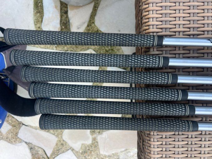 Série Mizuno JPX800 (5/P) graphite regular