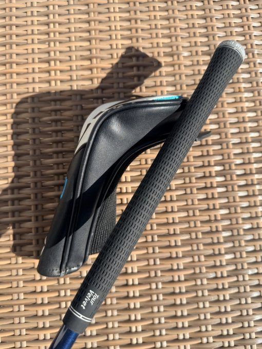 Hybride 4 Taylormade SIM 2 max 22 degrés regular