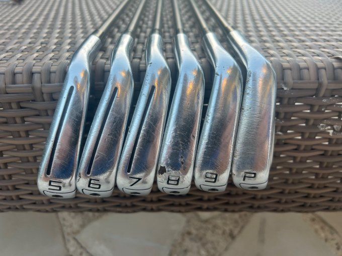 Série Taylormade P790 (5/P) graphite regular