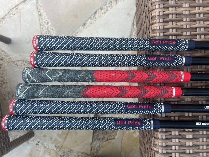 Série Taylormade P790 (5/P) graphite regular