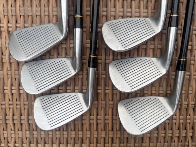 Série Honma Beres MG801 ⭐️⭐️ Forged (5-P) graphite regular