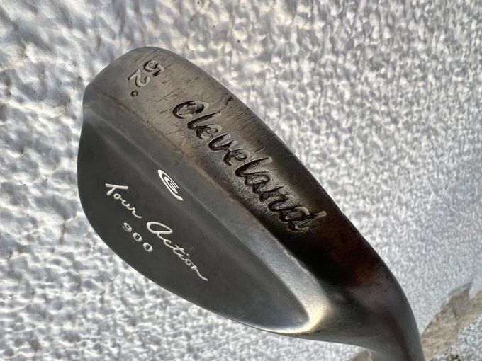 Wedge Cleveland Tour Action Black 900 52 degrés acier