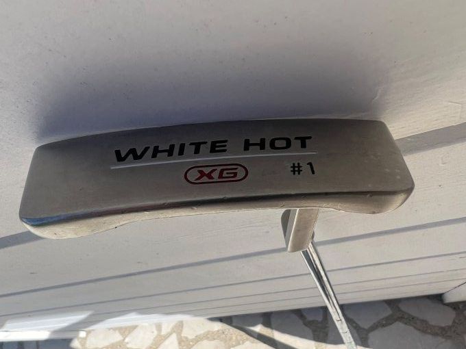 Putter Odyssey White Hot XG #1 taille 35