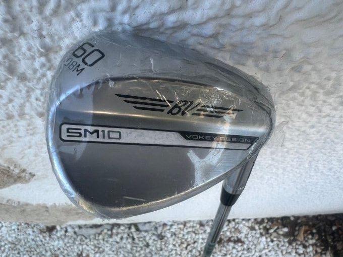 Lobwedge Titleist Vokey design SM10 60/08 acier neuf