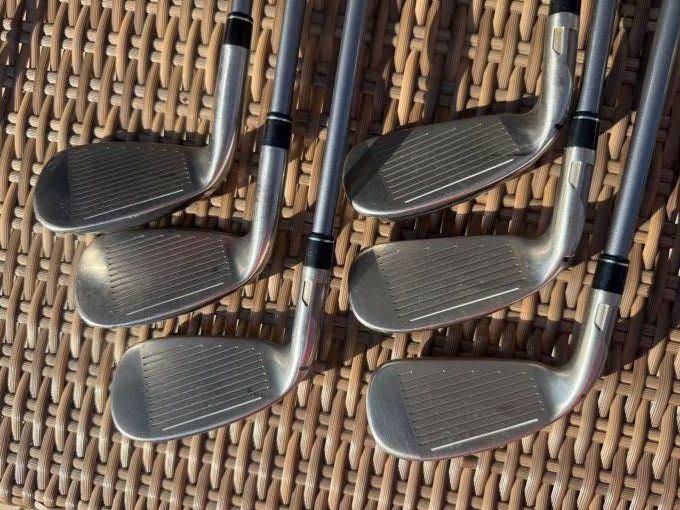 Série Taylormade Stealth HD (5/P) graphite medium