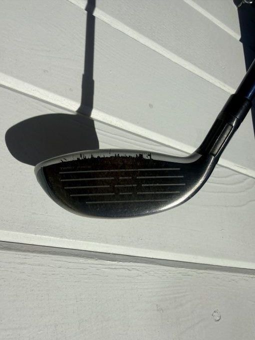 Hybride 4 Taylormade SIM 2 max 22 degrés regular